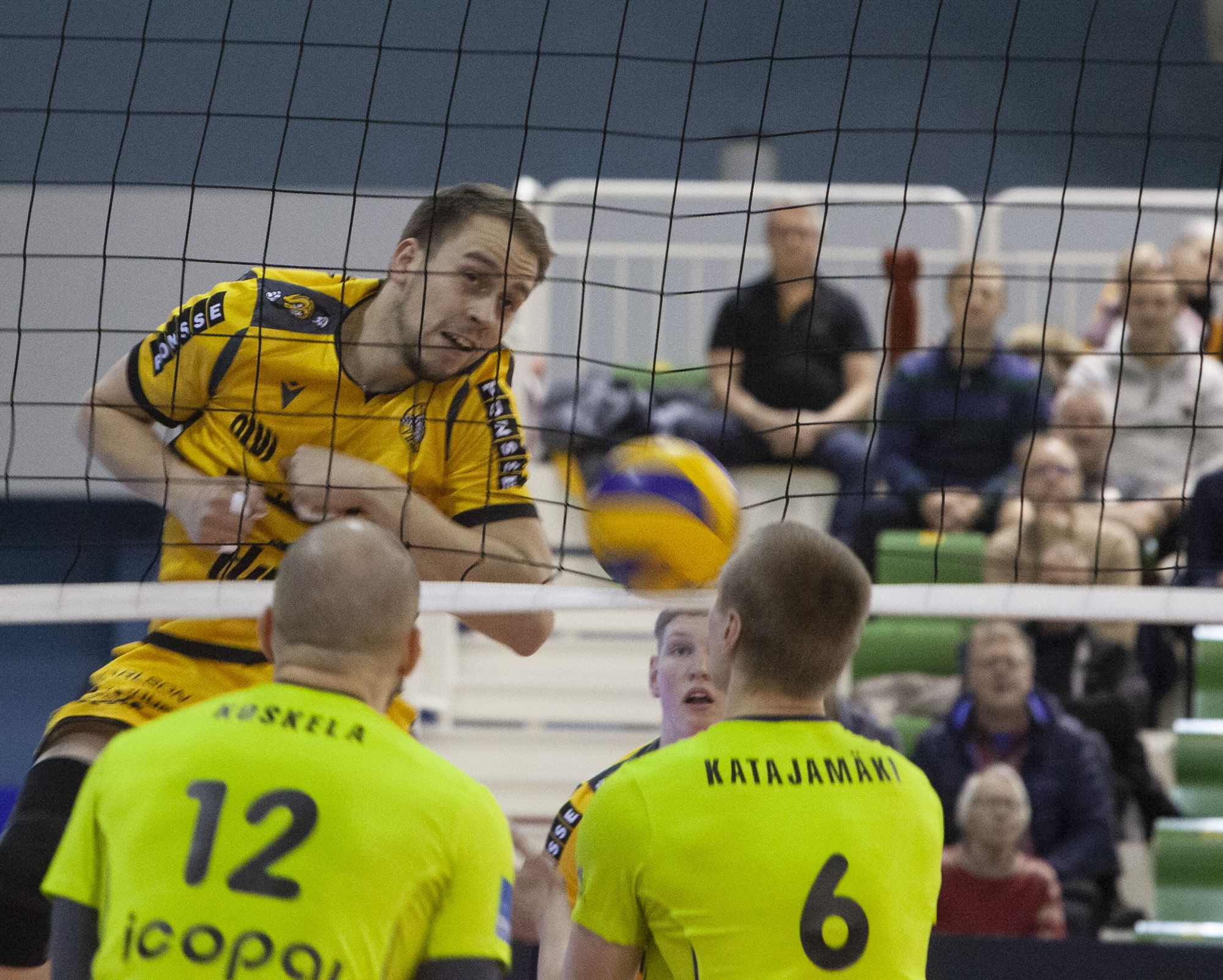 Savo Volley lyhyelle joulutauolle puhdas 3-0 -voitto taskussa.