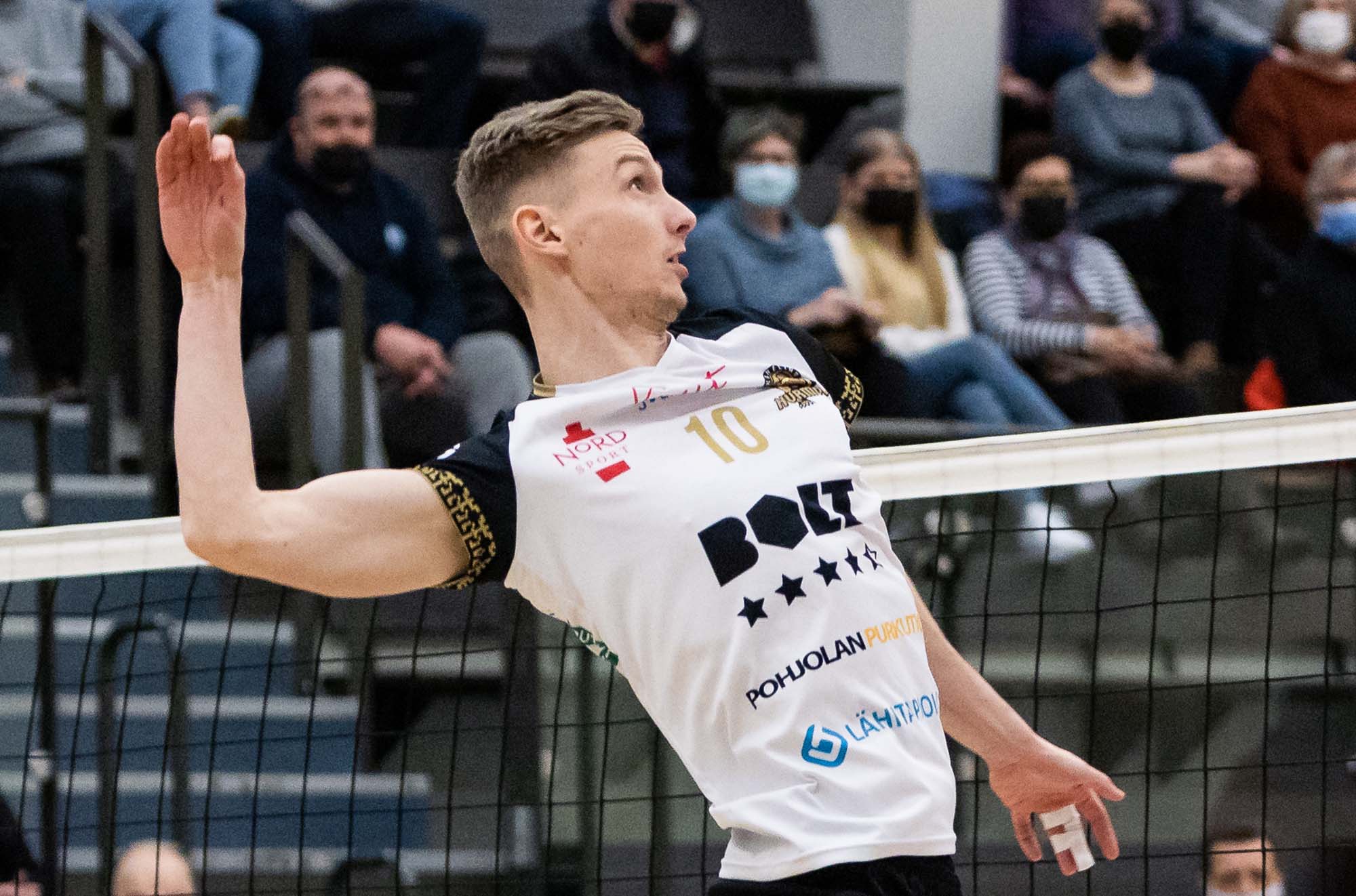 Petteri Härkönen vahvistaa Savo Volleyn keskipelaajaosastoa