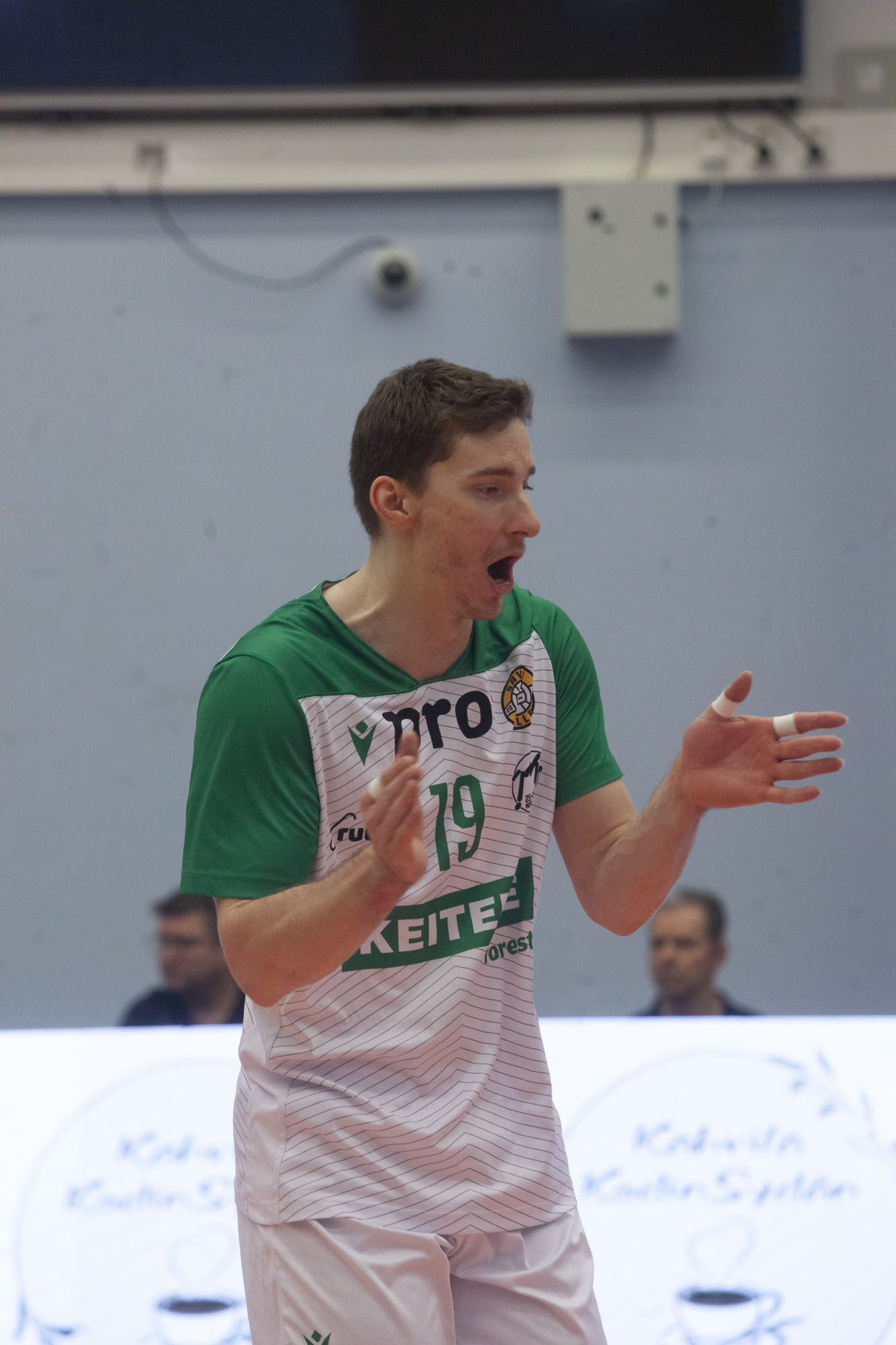 Taistelu kakkospaikasta