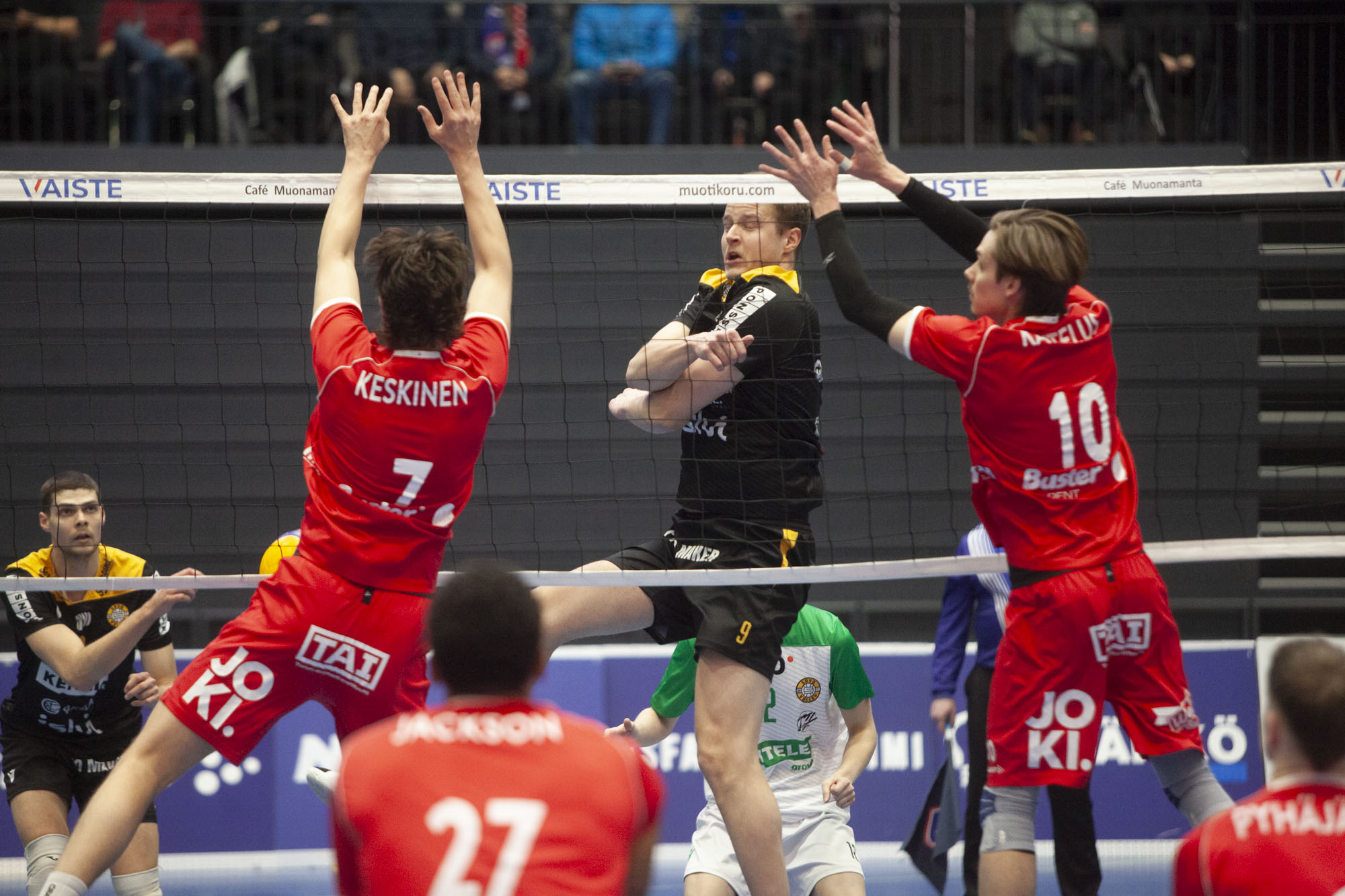 TUTO Volley ratkaisijan roolissa